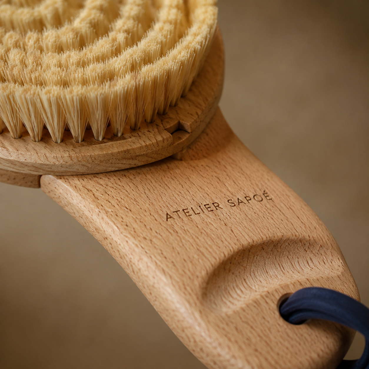 ArcReach Wooden Body Brush